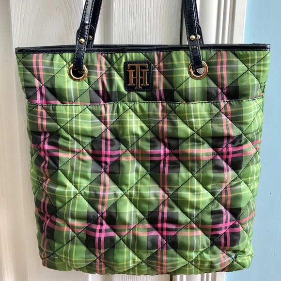 Tommy Hilfiger Handbags - Tommy Hilfiger Tote